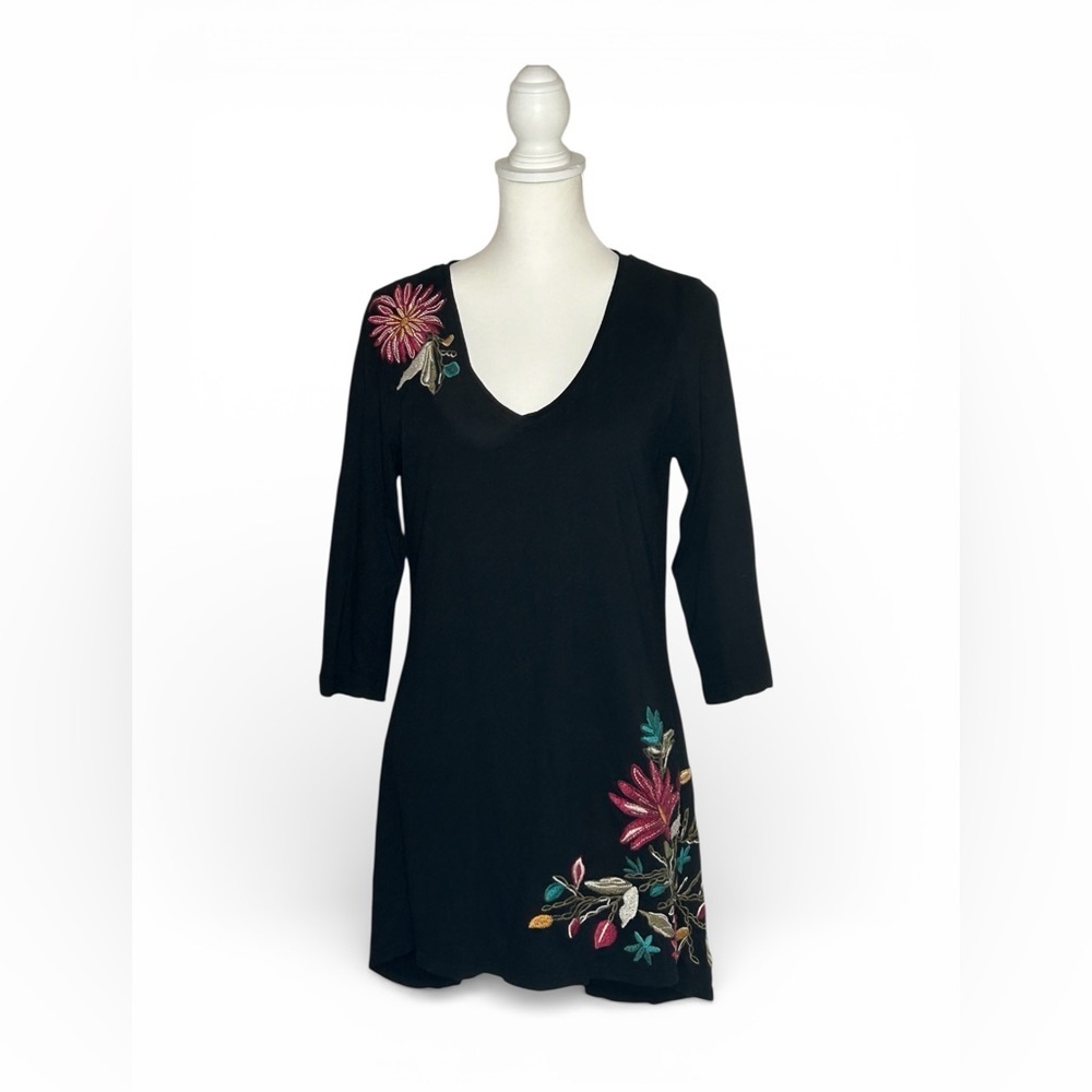 Johnny Was Black floral embroidered tunic dress 3/4 sleeve EUC Sz M boho Artsy